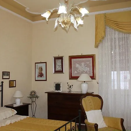 Holiday home Casa Vacanze Rosa *